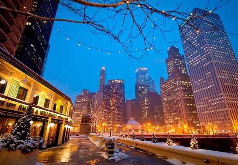 Fairfield Inn And Suites Chicago Downtown/ Magnificent Mile מראה חיצוני תמונה