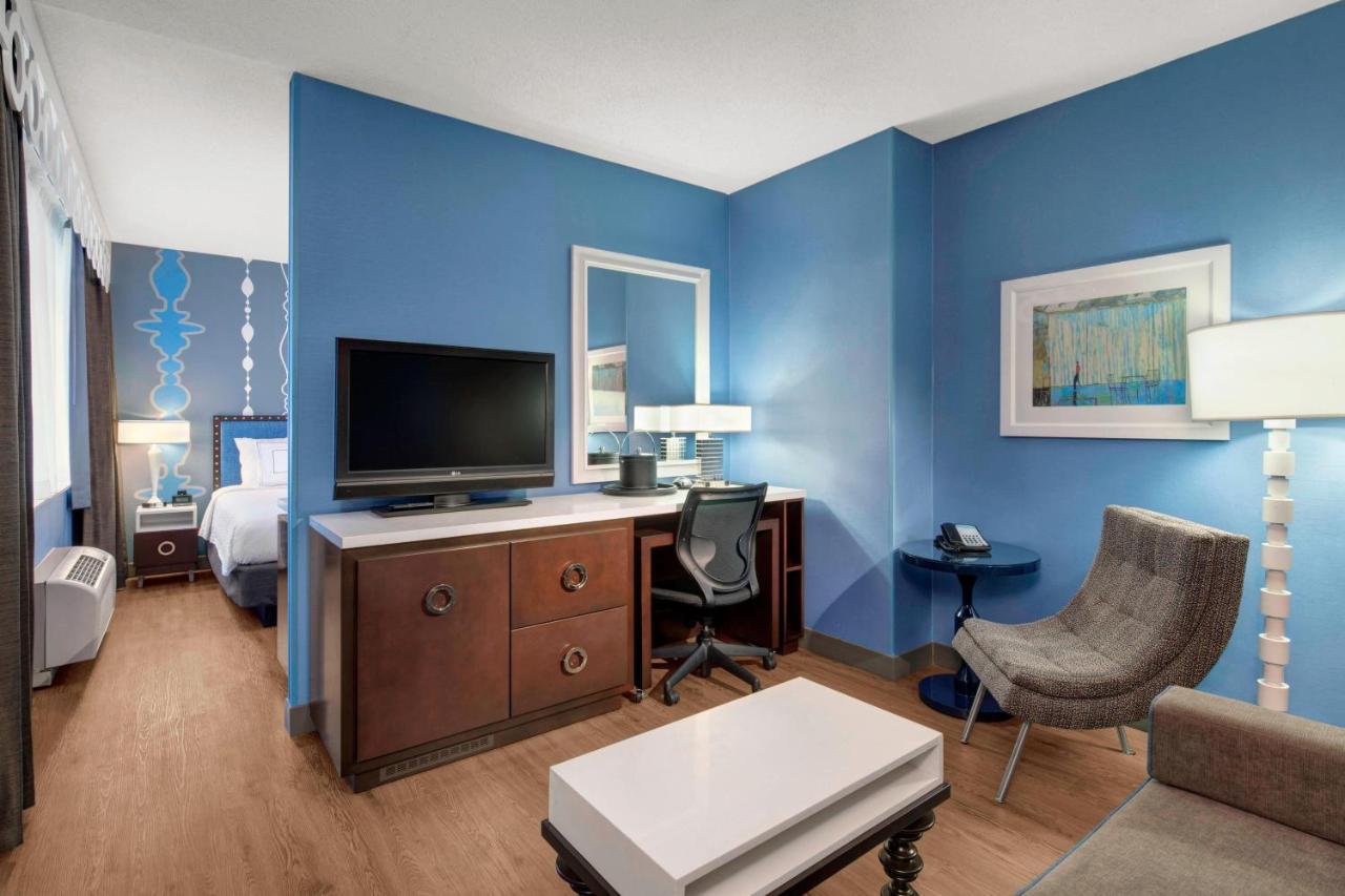 Fairfield Inn And Suites Chicago Downtown/ Magnificent Mile מראה חיצוני תמונה
