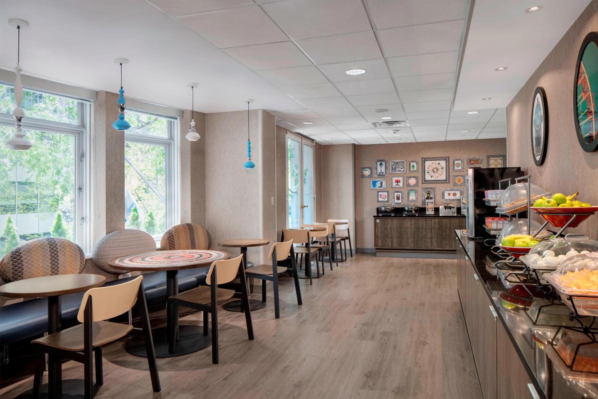 Fairfield Inn And Suites Chicago Downtown/ Magnificent Mile מראה חיצוני תמונה