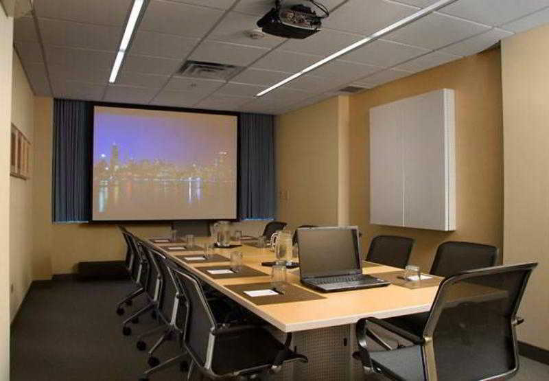 Fairfield Inn And Suites Chicago Downtown/ Magnificent Mile מראה חיצוני תמונה