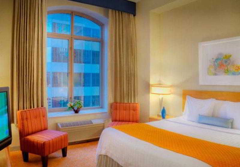 Fairfield Inn And Suites Chicago Downtown/ Magnificent Mile מראה חיצוני תמונה