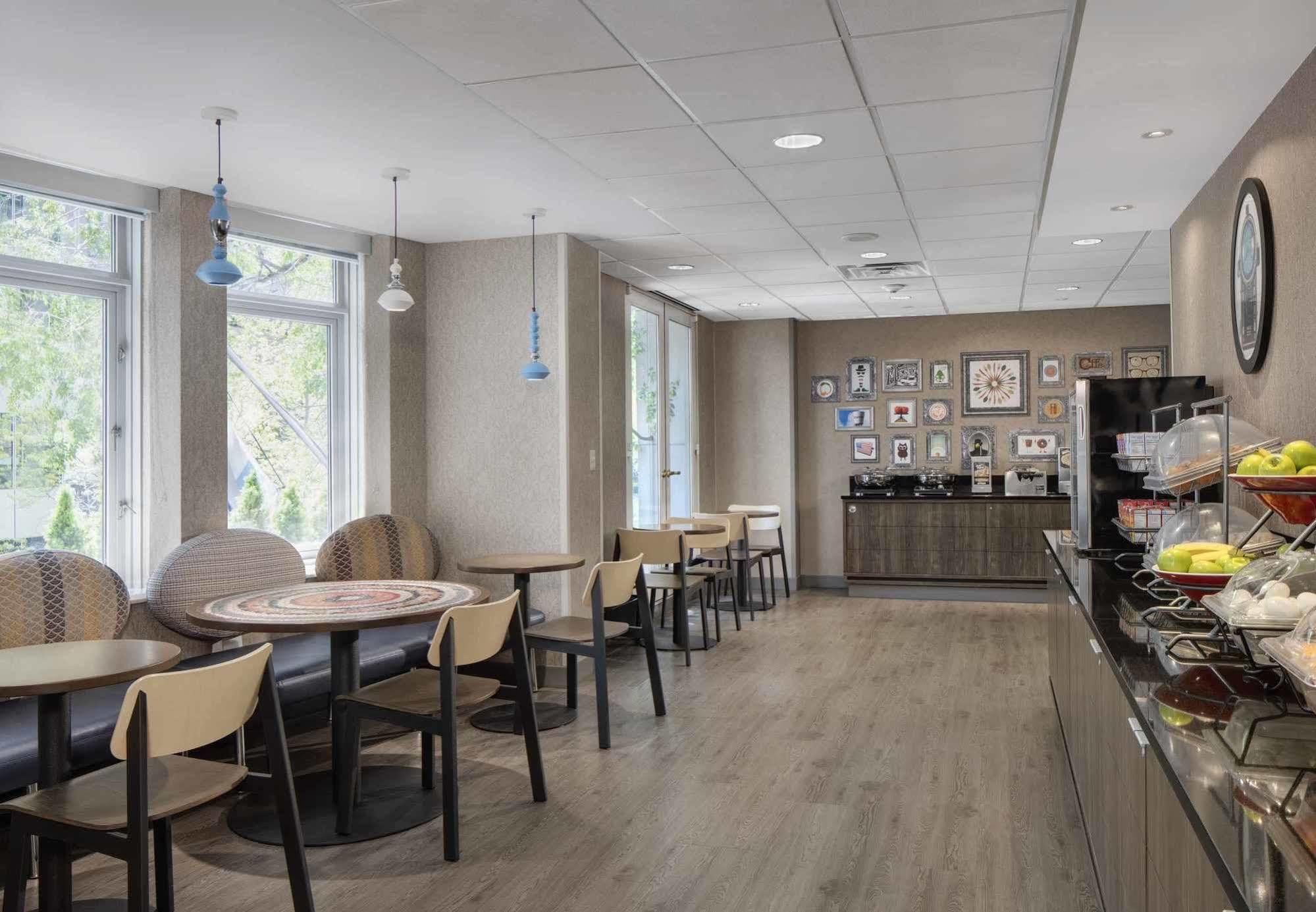 Fairfield Inn And Suites Chicago Downtown/ Magnificent Mile מראה חיצוני תמונה